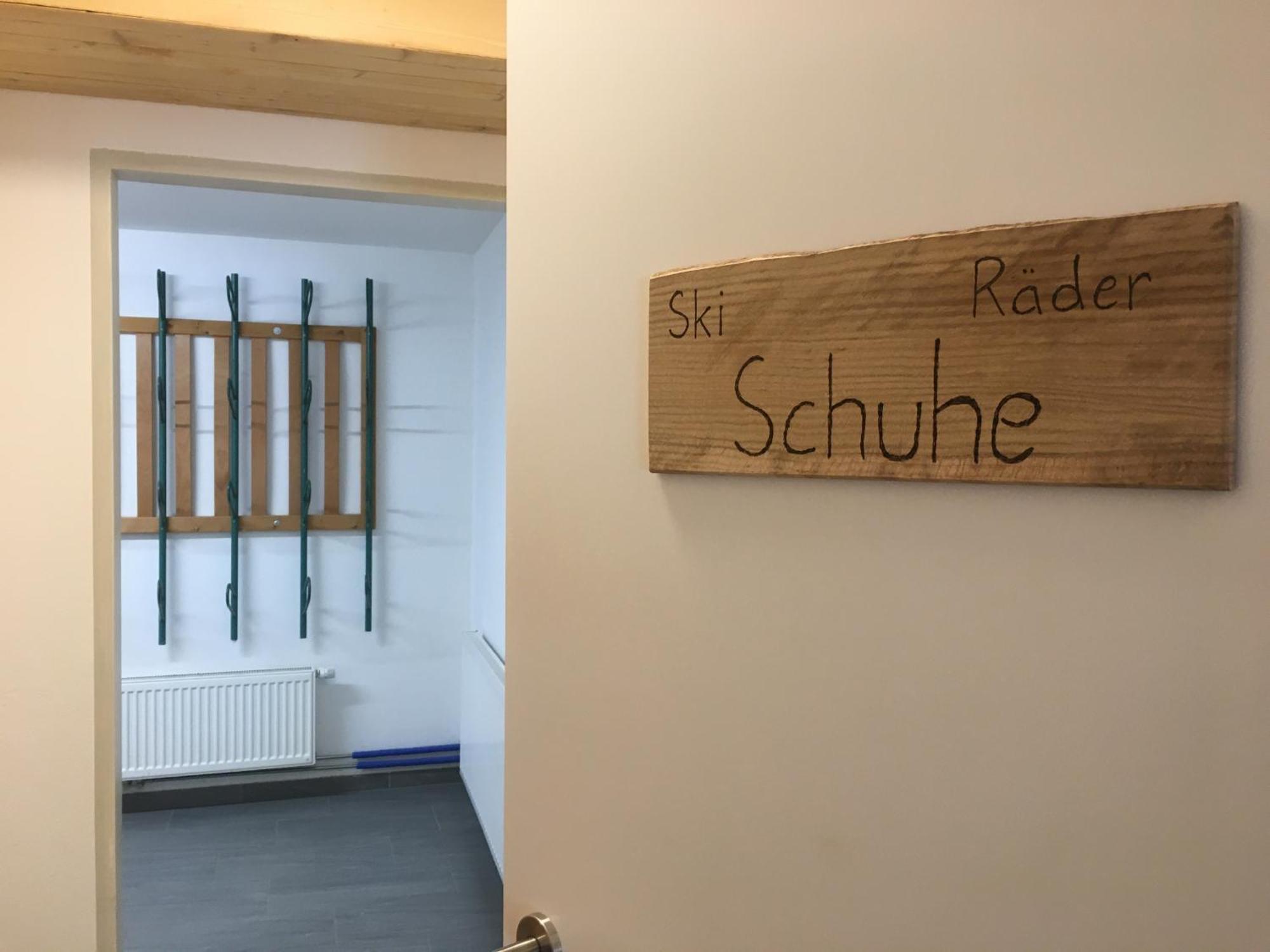 Gluexplatzl Appartements Am Wald Санкт-Мартин-ам-Тенненгебирге Экстерьер фото